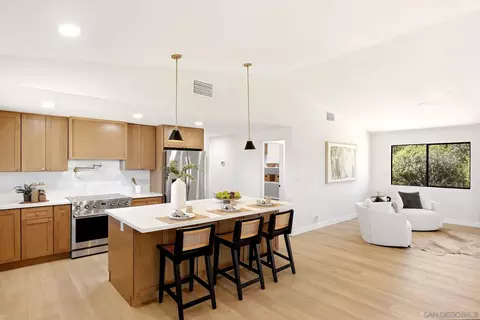 Kitchen - 16747 Highway 67, Ramona, CA 92065 photo 7 of 8