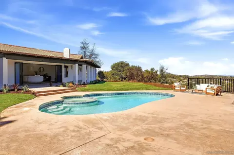 Exterior - 16747 Highway 67, Ramona, CA 92065 photo 8 of 10