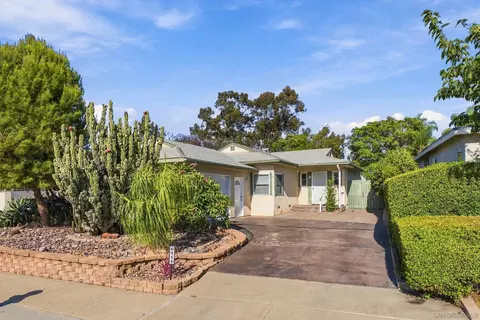 Exterior - 6111 Amarillo, La Mesa, CA 91942 photo 2 of 23