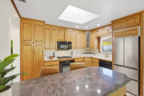 Kitchen - 6111 Amarillo, La Mesa, CA 91942 photo 4 of 5
