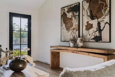 Entry Way - 241 Rodney, Encinitas, CA 92024 photo 3 of 5