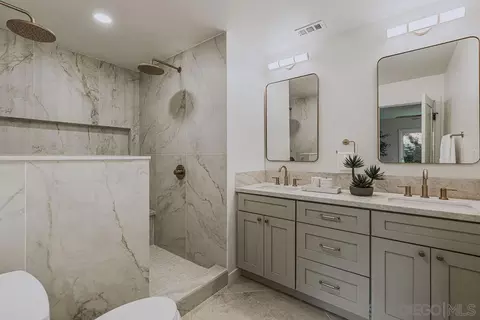 Bath - 241 Rodney, Encinitas, CA 92024 photo 2 of 5