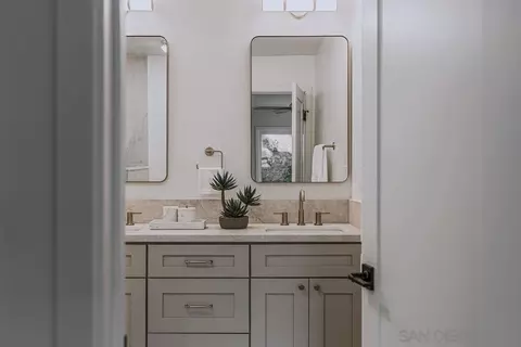Bath - 241 Rodney, Encinitas, CA 92024 photo 1 of 5