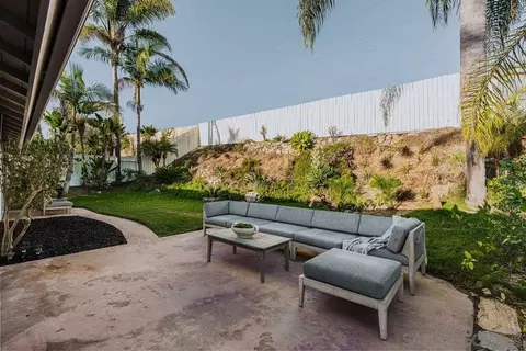 Exterior - 241 Rodney, Encinitas, CA 92024 photo 6 of 14