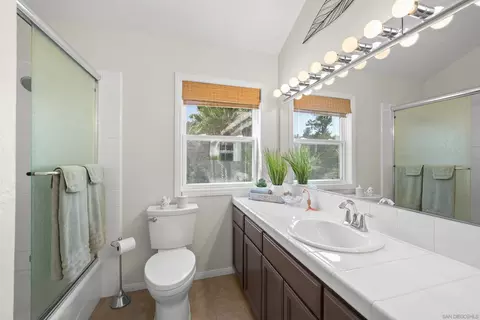 Bath - 13848 Jamul Dr, Jamul, CA 91935 photo 5 of 5