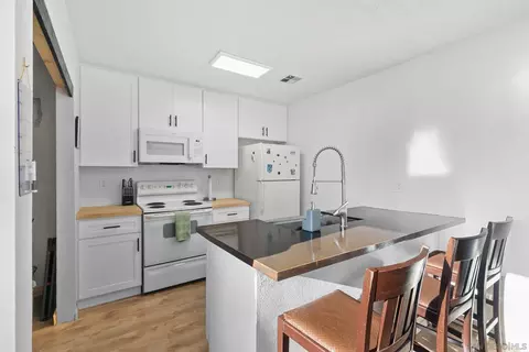 Kitchen - 12156 Wintergreen Dr #1, Lakeside, CA 92040 photo 3 of 3