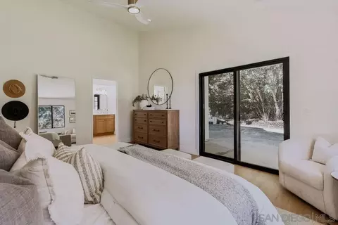 Bedroom - 1451 Ventana Dr, Escondido, CA 92029 photo 1 of 7