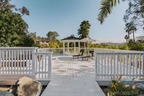 Exterior - 1451 Ventana Dr, Escondido, CA 92029 photo 4 of 14
