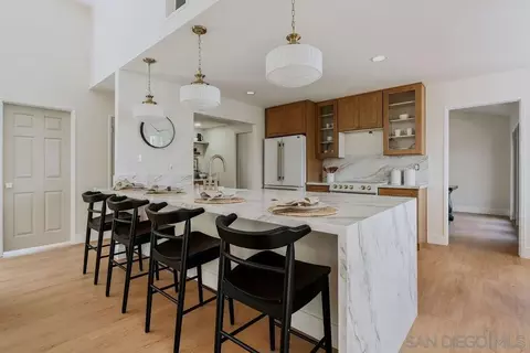 Kitchen - 1451 Ventana Dr, Escondido, CA 92029 photo 2 of 5