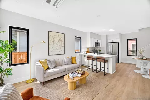 3164 L St, San Diego, CA 92102