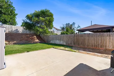 Exterior - 521 Shadow Hills Dr, San Marcos, CA 92069 photo 6 of 7