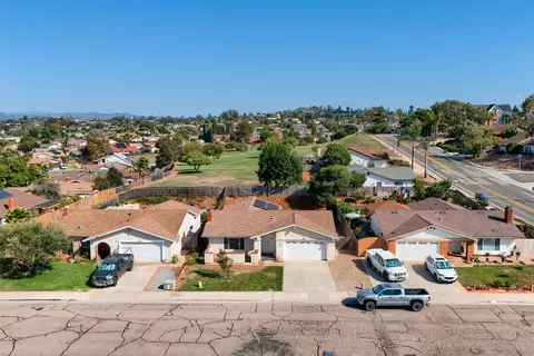 View/Area - 521 Shadow Hills Dr, San Marcos, CA 92069 photo 1 of 5