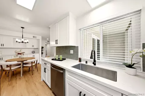 Kitchen - 5350 Baltimore Dr #19, La Mesa, CA 91942 photo 3 of 4