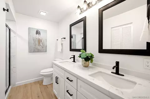 Bath - 5350 Baltimore Dr #19, La Mesa, CA 91942 photo 1 of 3