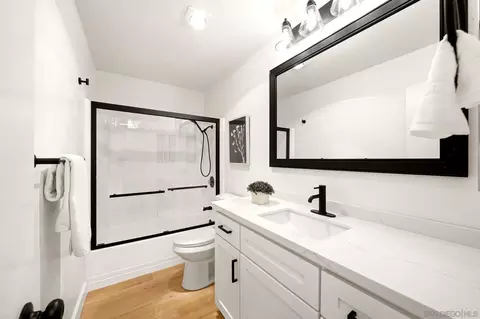 Bath - 5350 Baltimore Dr #19, La Mesa, CA 91942 photo 3 of 3