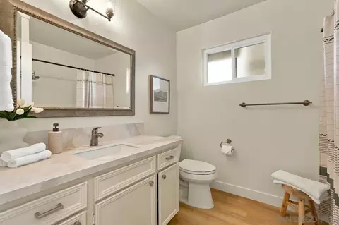 Bath - 3605 Ames Pl, Carlsbad, CA 92010 photo 1 of 2