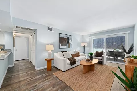 5885 El Cajon #101, San Diego, CA 92115