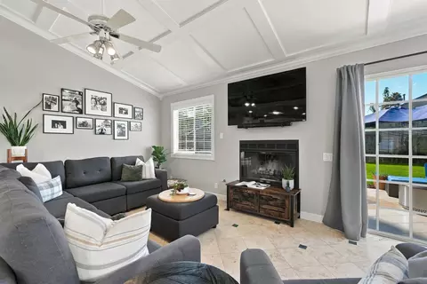 Living - 10925 Greencastle St, Santee, CA 92071 photo 5 of 5