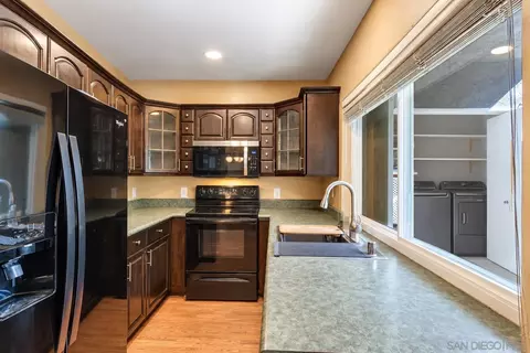 Kitchen - 310 Sun Ct, El Cajon, CA 92021 photo 1 of 6