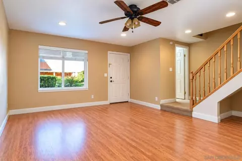 Living - 310 Sun Ct, El Cajon, CA 92021 photo 2 of 4