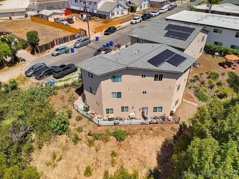 View/Area - 1413 Shoshone St, Oceanside, CA 92058 photo 3 of 14