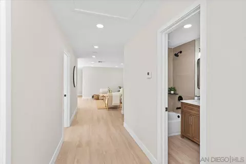 Entry Way - 505 Parkbrook St, Spring Valley, CA 91977 photo 2 of 2