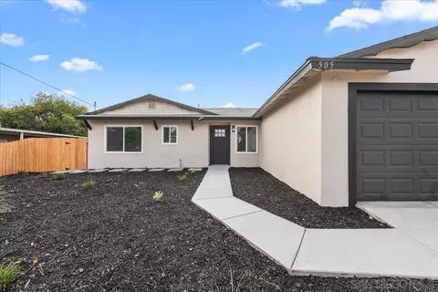 Exterior - 505 Parkbrook St, Spring Valley, CA 91977 photo 6 of 13