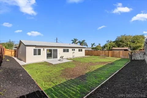 Exterior - 505 Parkbrook St, Spring Valley, CA 91977 photo 7 of 13