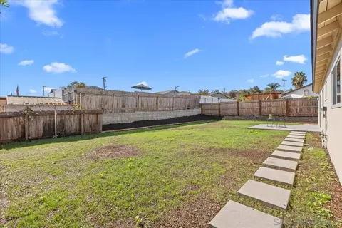 Exterior - 505 Parkbrook St, Spring Valley, CA 91977 photo 12 of 13