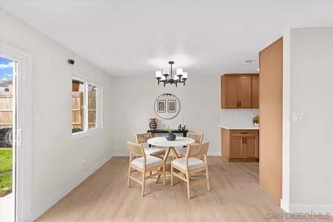 Dining - 505 Parkbrook St, Spring Valley, CA 91977 photo 5 of 6