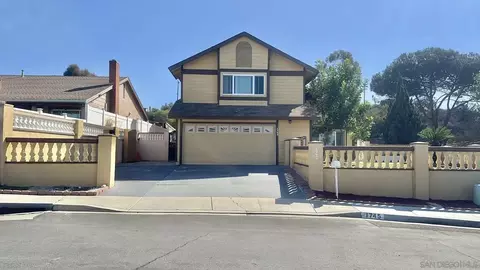 1745 Plaza Crest Ridge Rd, San Diego, CA 92114