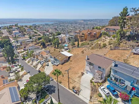 View/Area - 1610 Cuyamaca Ave, Spring Valley, CA 91977 photo 6 of 7