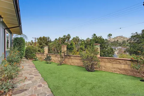 Exterior - 4262 Bancroft Dr, La Mesa, CA 91941 photo 5 of 13
