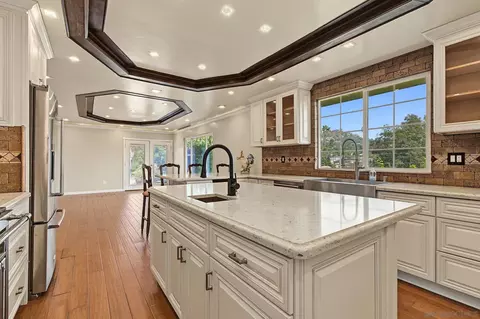 Kitchen - 4262 Bancroft Dr, La Mesa, CA 91941 photo 2 of 6