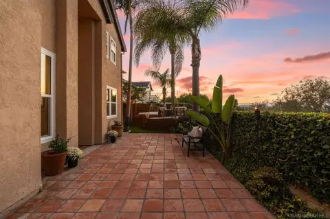 Exterior - 3152 Levante St, Carlsbad, CA 92009 photo 5 of 29
