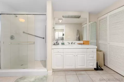 Bath - 7635 Eads Ave #306, La Jolla, CA 92037 photo 2 of 2