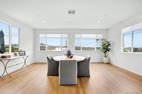 Dining - 1858 Avocado Rd, Oceanside, CA 92054 photo 2 of 3