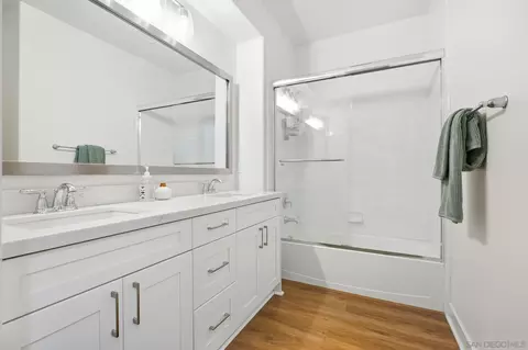 Bath - 1858 Avocado Rd, Oceanside, CA 92054 photo 1 of 6