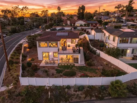 View/Area - 1858 Avocado Rd, Oceanside, CA 92054 photo 6 of 6