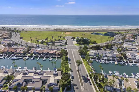 View/Area - 13 Antigua Ct, Coronado, CA 92118 photo 8 of 10