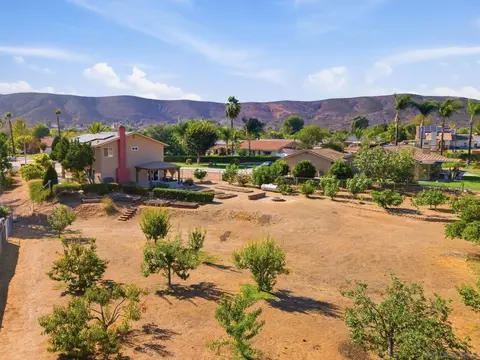 View/Area - 23638 Barrego Way, Ramona, CA 92065 photo 2 of 13