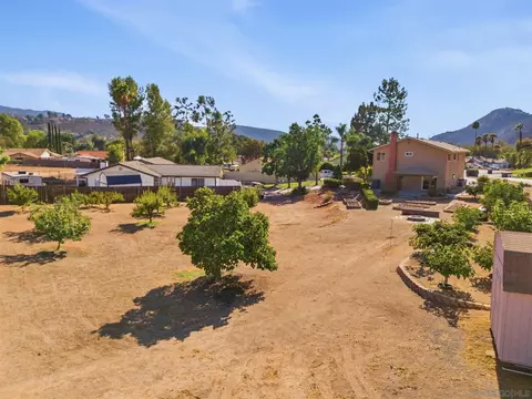 View/Area - 23638 Barrego Way, Ramona, CA 92065 photo 3 of 13