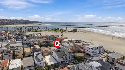 723-725 Balboa, San Diego, CA 92109