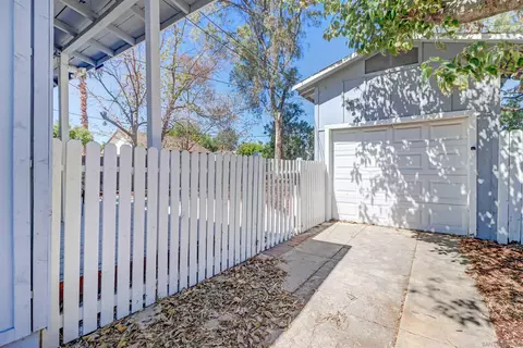 Exterior - 4199 Sunnyside Dr, Riverside, CA 92506 photo 4 of 11
