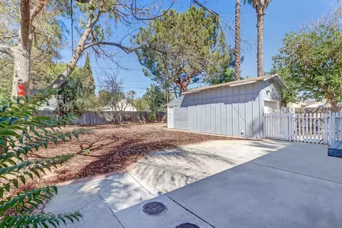 Exterior - 4199 Sunnyside Dr, Riverside, CA 92506 photo 6 of 11