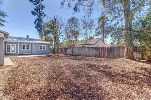 Exterior - 4199 Sunnyside Dr, Riverside, CA 92506 photo 10 of 11