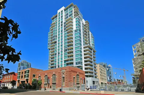 325 7th Ave #211, San Diego, CA 92101