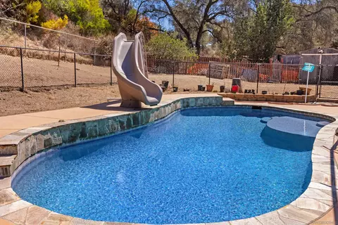 Exterior - 3950 Hellers Bnd, Fallbrook, CA 92028 photo 5 of 16
