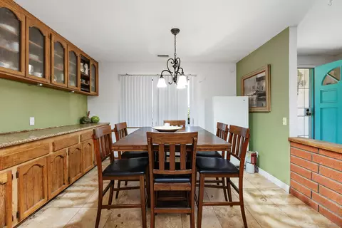 Dining - 3950 Hellers Bnd, Fallbrook, CA 92028 photo 2 of 2