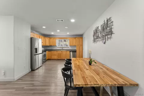 Dining - 9618 Date St, Spring Valley, CA 91977 photo 1 of 4